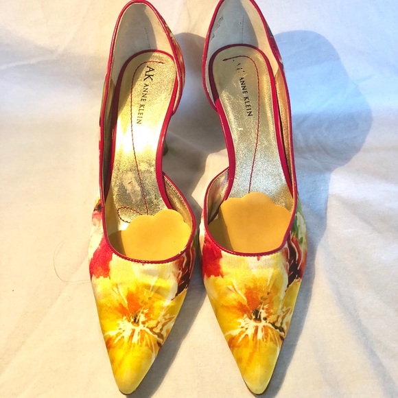 yellow flower heels